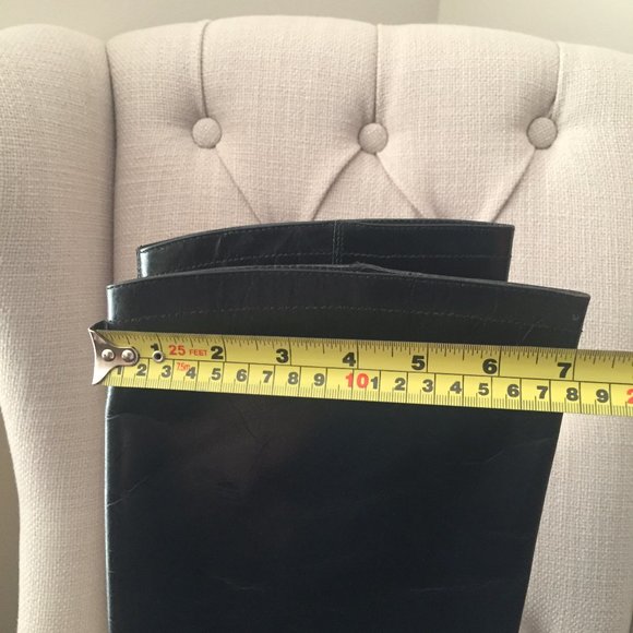 AIGNER VINTAGE BLACK LEATHER BOOTS SIZE 9 MEDIUM - Picture 8 of 9